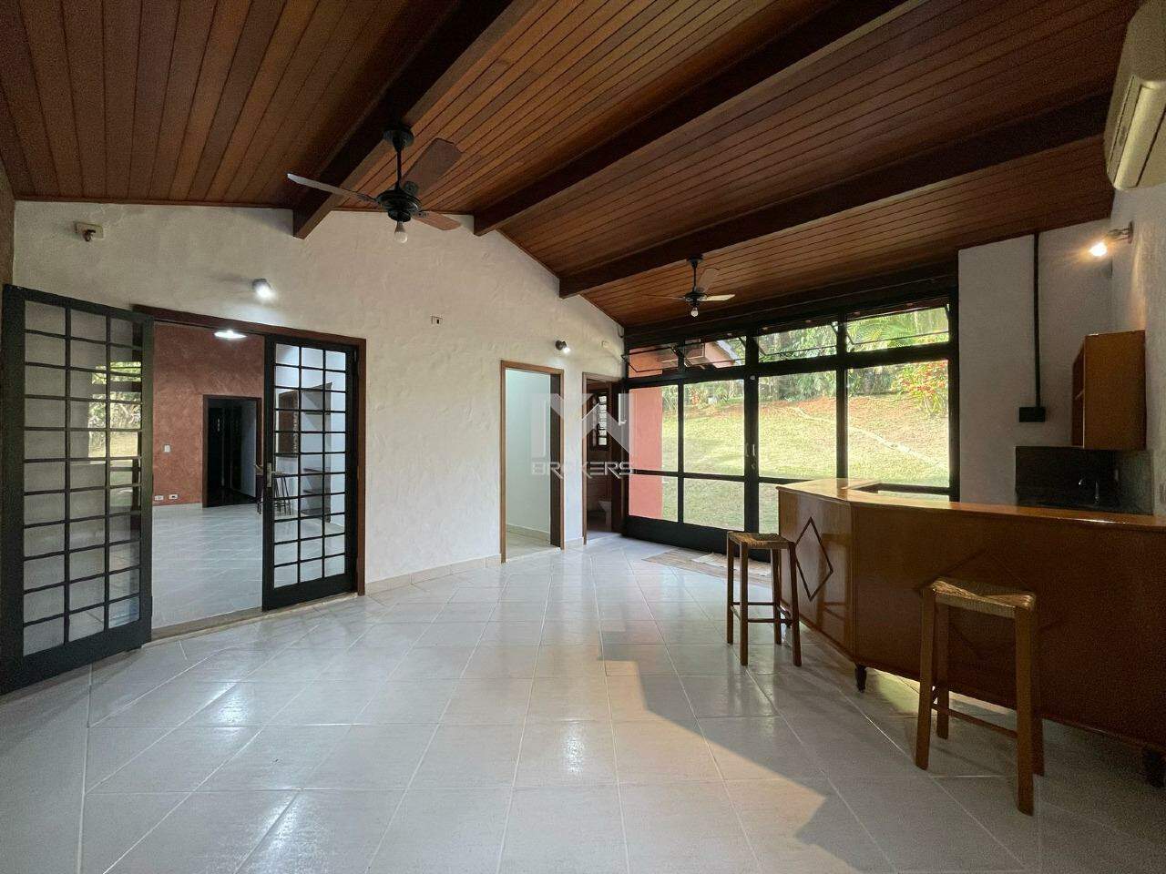 Casa em Condomínio à venda no VALE DA SANTA FE: área gourmet