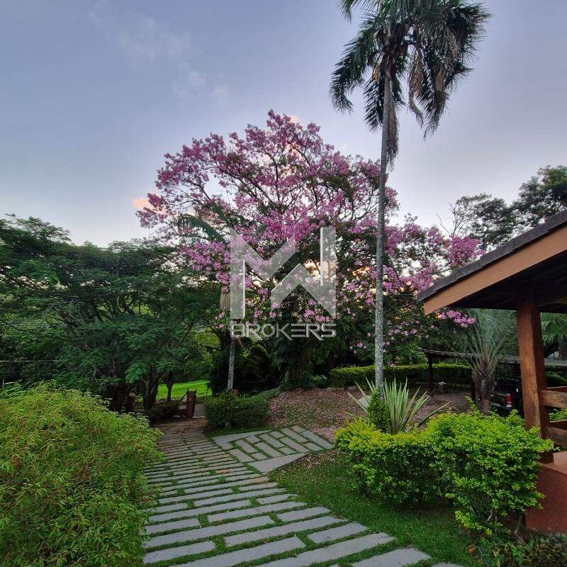 Casa em Condomínio à venda no VALE DA SANTA FE: 