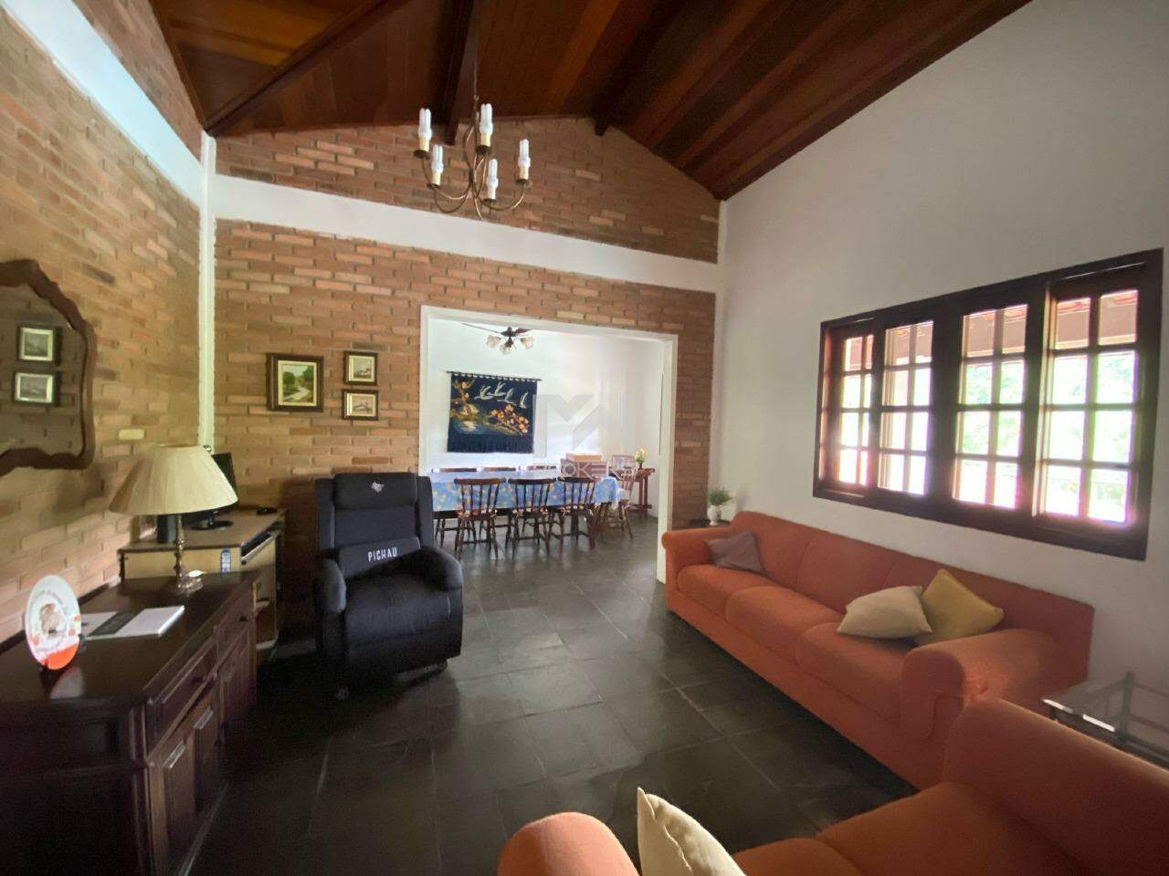 Casa em Condomínio à venda no Condomínio Marambaia: salas