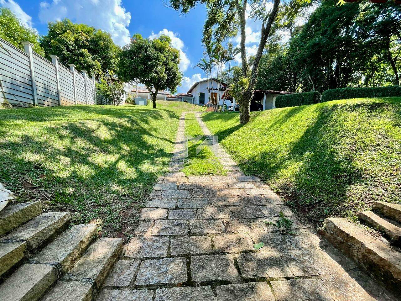 Casa em Condomínio à venda no Condomínio Chácaras do Lago: Entrada