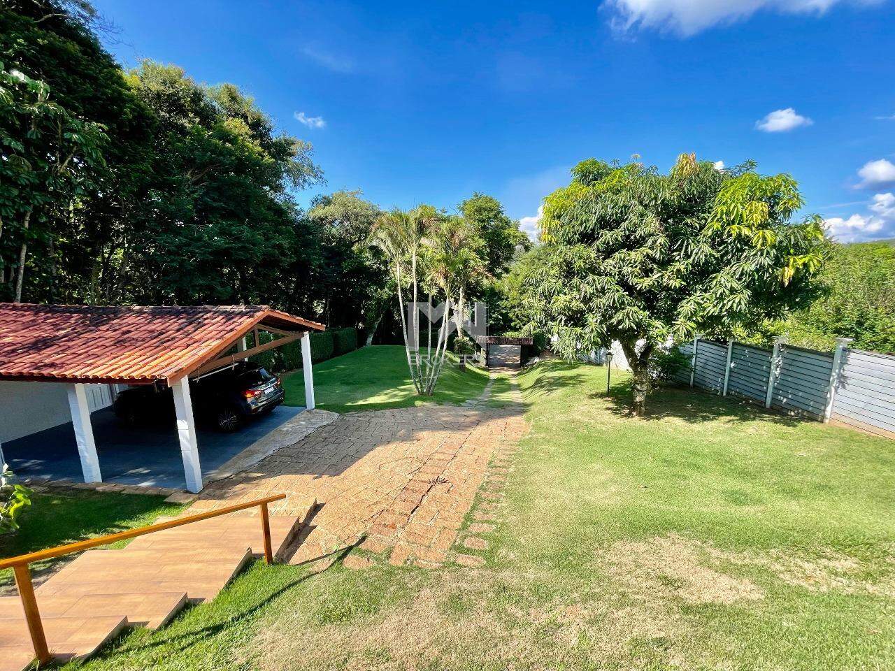 Casa em Condomínio à venda no Condomínio Chácaras do Lago: Jardim