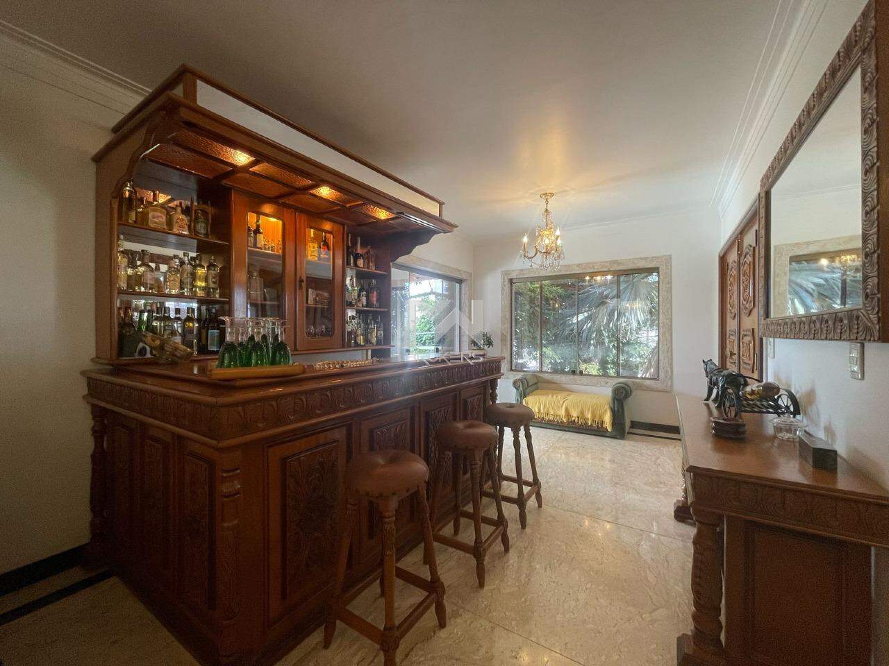 Casa em Condomínio à venda no Condomínio Jardim Paulista I: hall de entrada