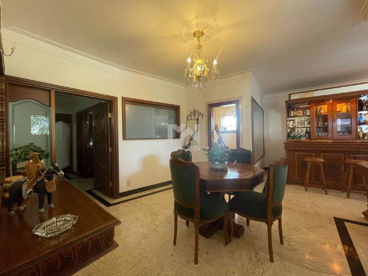 Casa em Condomínio à venda no Condomínio Jardim Paulista I: sala jantar