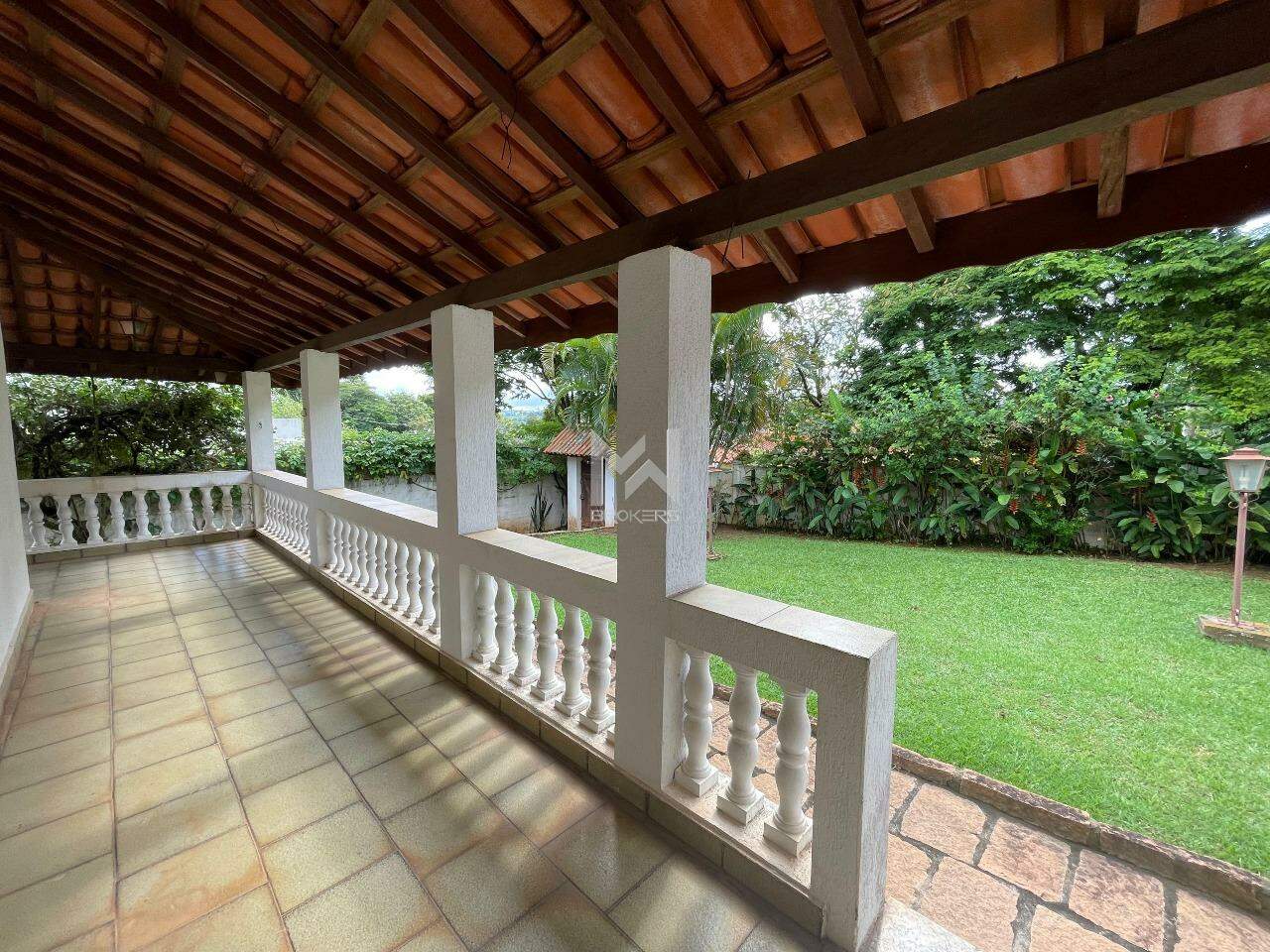 Casa em Condomínio à venda no Condomínio Chácaras do Lago: Varanda