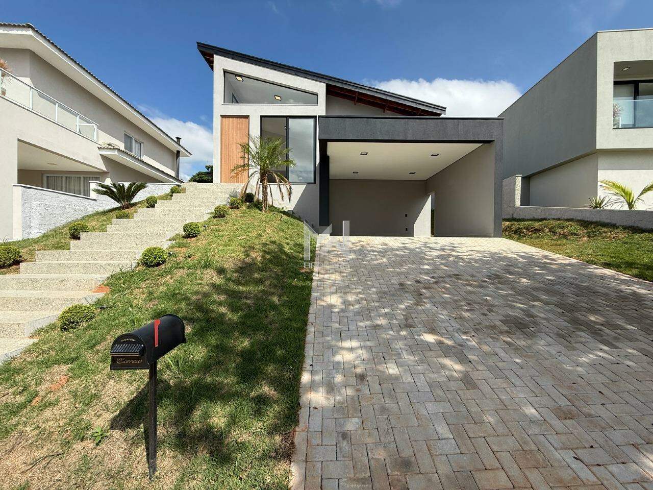 Casa em Condomínio à venda no Condominio Residencial Paradiso: fachada