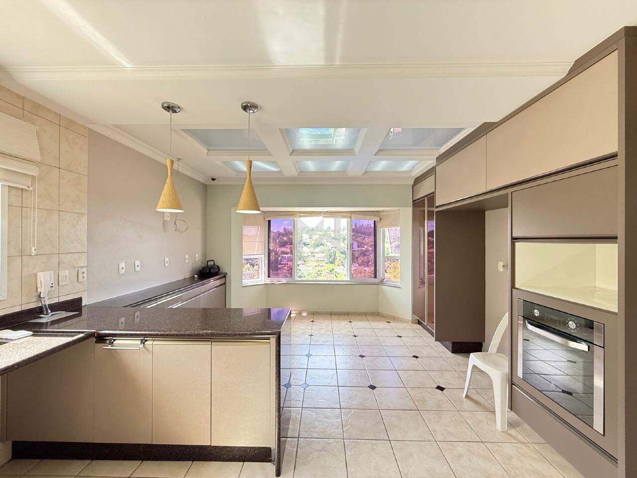 Casa em Condomínio à venda no Condomínio Marambaia: cozinha