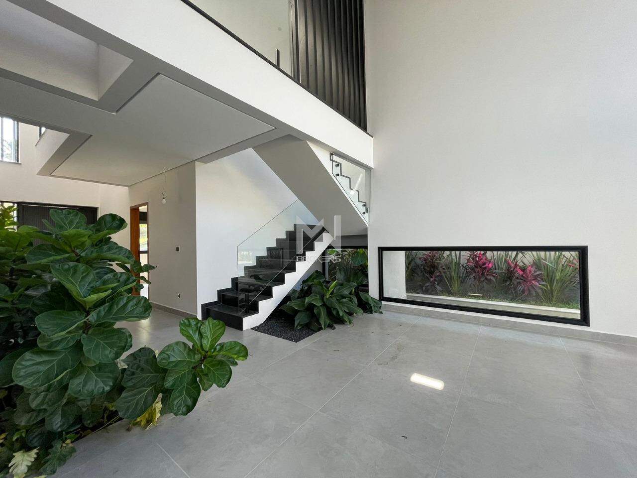 Casa em Condomínio à venda no Condomínio Terras de Vinhedo: entrada sala