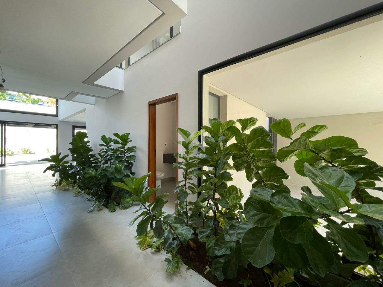 Casa em Condomínio à venda no Condomínio Terras de Vinhedo: entrada