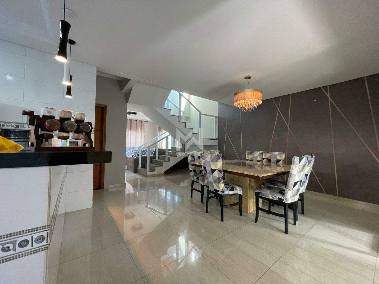 Casa em Condomínio para aluguel no Jardim Bandeirantes: sala jantar