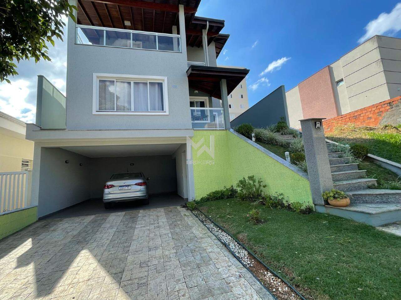 Casa em Condomínio para aluguel no Jardim Bandeirantes: fachada