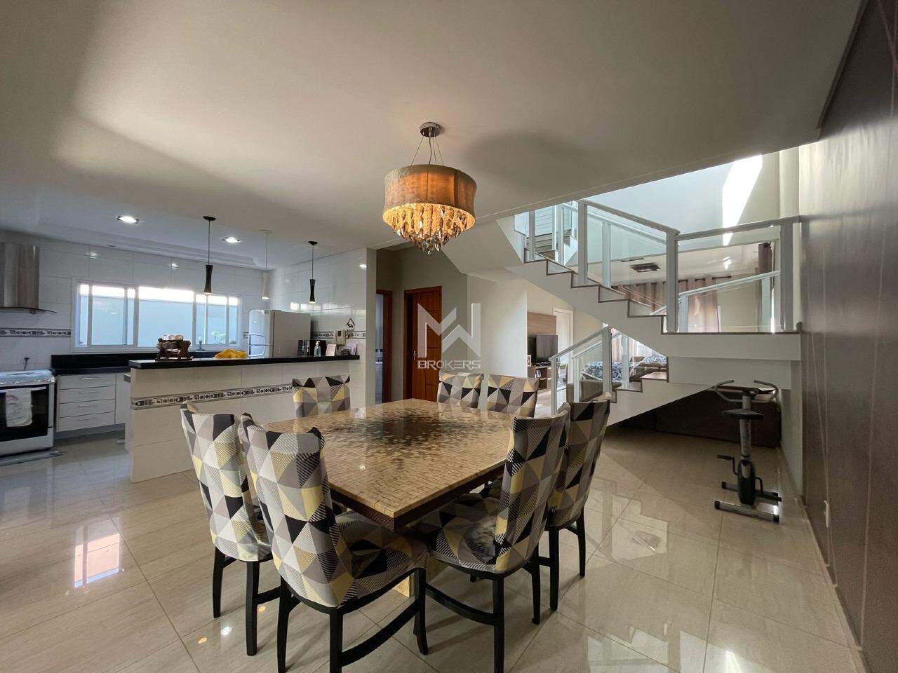 Casa em Condomínio para aluguel no Jardim Bandeirantes: sala jantar