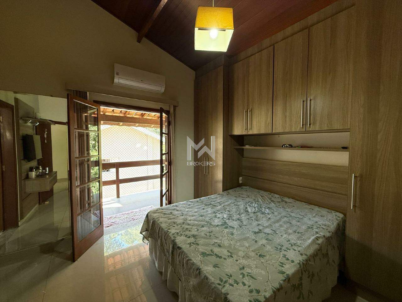 Casa em Condomínio à venda no Condomínio Vista Alegre: suíte master