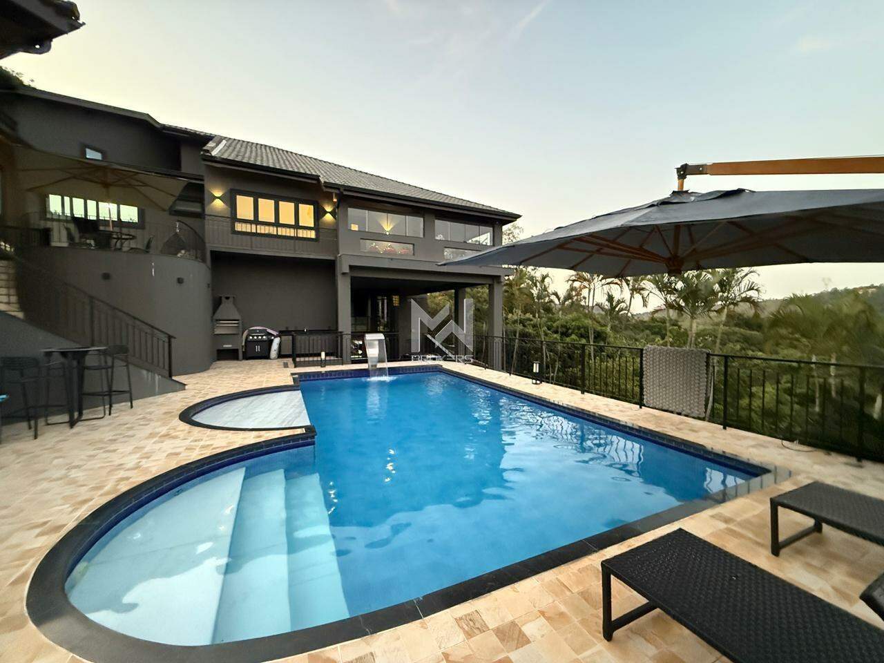 Casa em Condomínio à venda no Caixa D´água: fachada