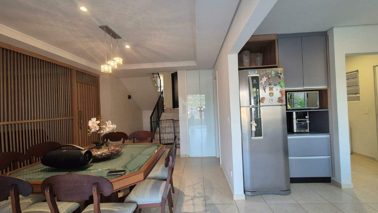 Casa em Condomínio para aluguel no Loteamento Recanto dos Paturis: salas