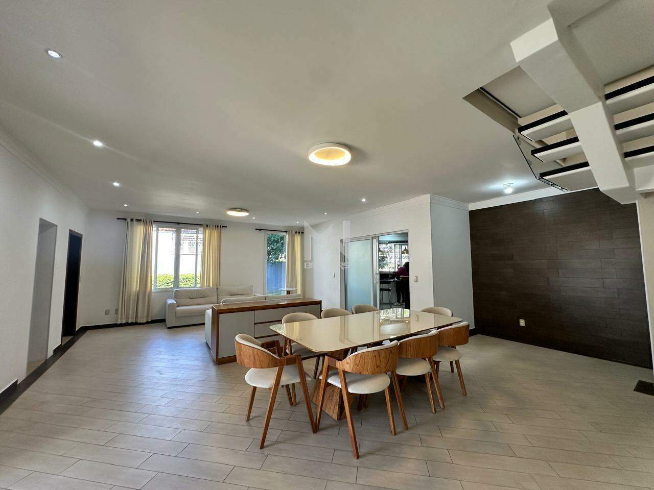 Casa em Condomínio para aluguel no Condomínio Vista Alegre: salas