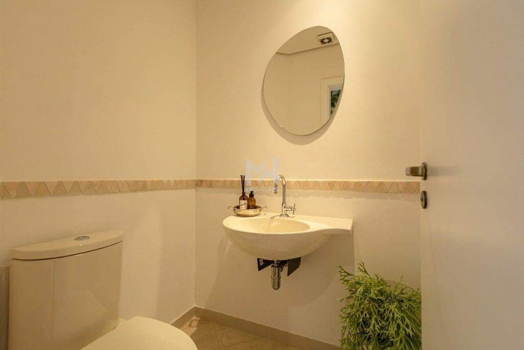 Casa em Condomínio à venda no Condomínio Vista Alegre: lavabo