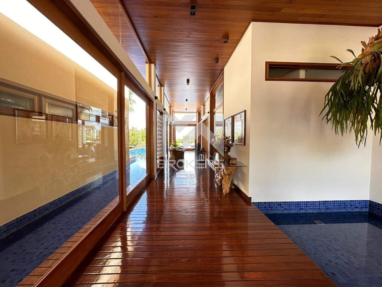 Casa em Condomínio para aluguel no Condomínio Fazenda da Grama: entrada