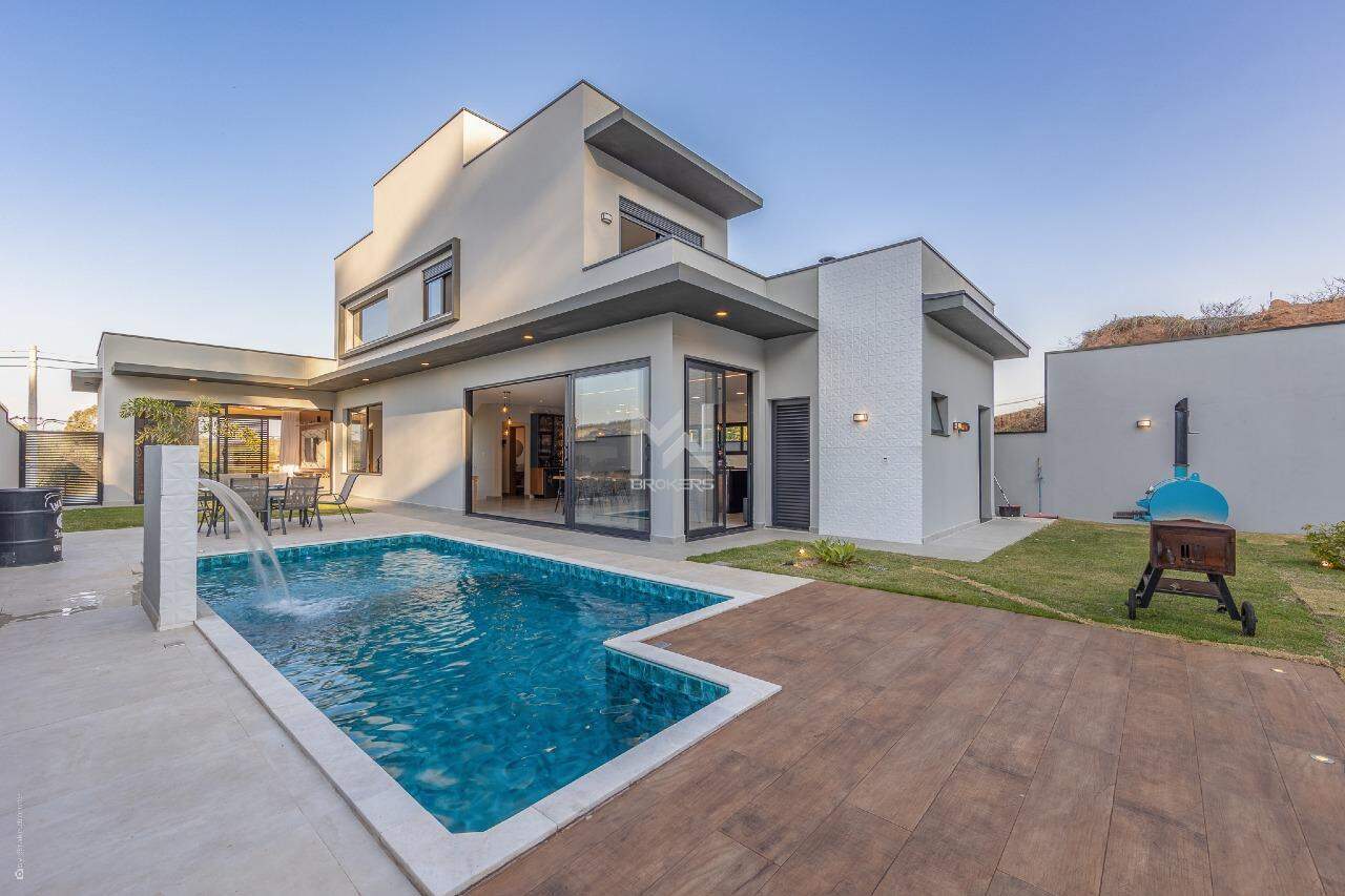 Casa em Condomínio à venda no Condominio Villa D Oro: fundos