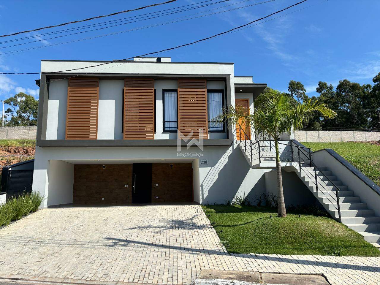 Casa em Condomínio à venda no Condominio Villa D Oro: fachada