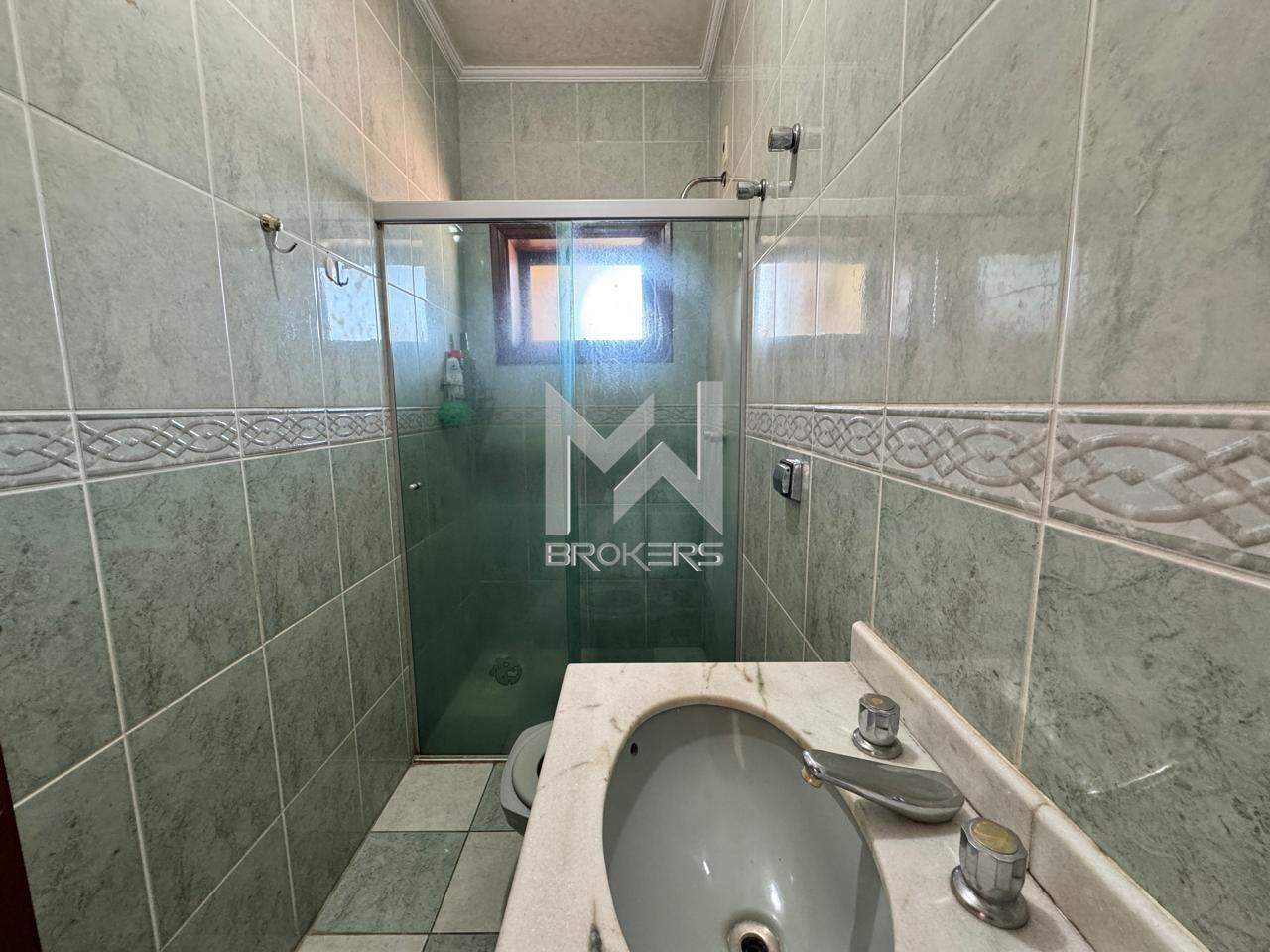 Casa em Condomínio à venda no Condomínio Vista Alegre: banheiro