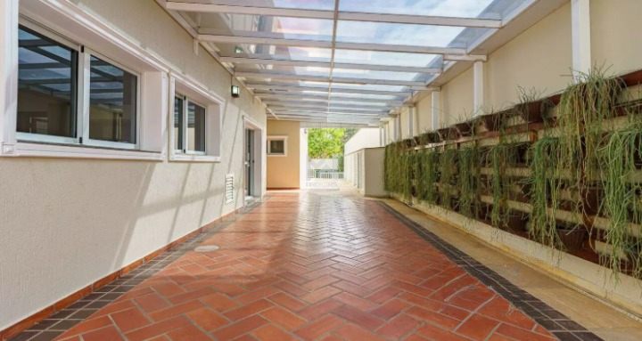 Casa em Condomínio à venda no Morada do Sol: garagem