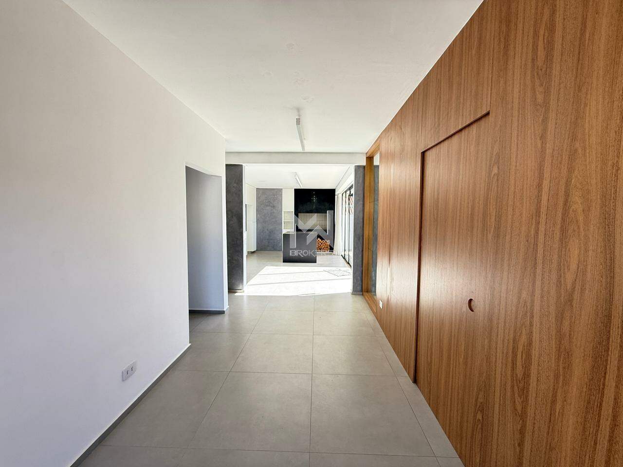 Cobertura à venda no Pinheirinho: entrada