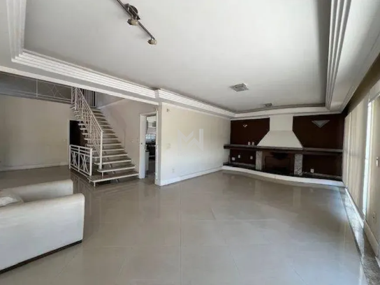 Casa em Condomínio à venda no Condomínio Marambaia: sala de estar