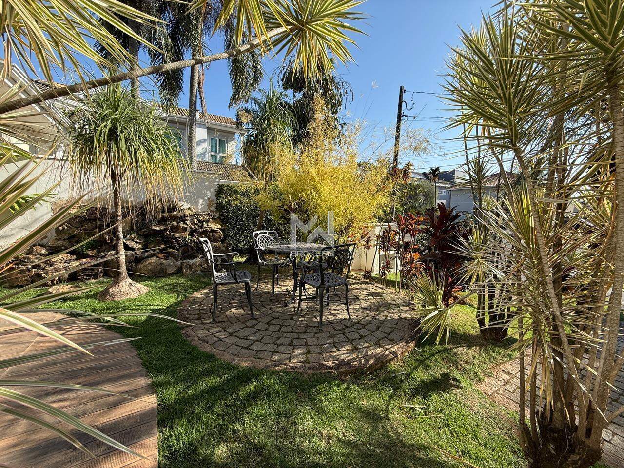 Casa em Condomínio à venda no Reserva Colonial: quintal