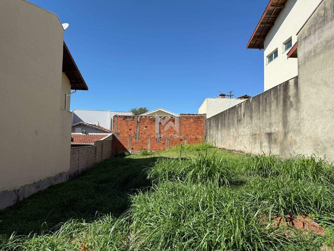 Terreno à venda no Condomínio Grape Village: terreno