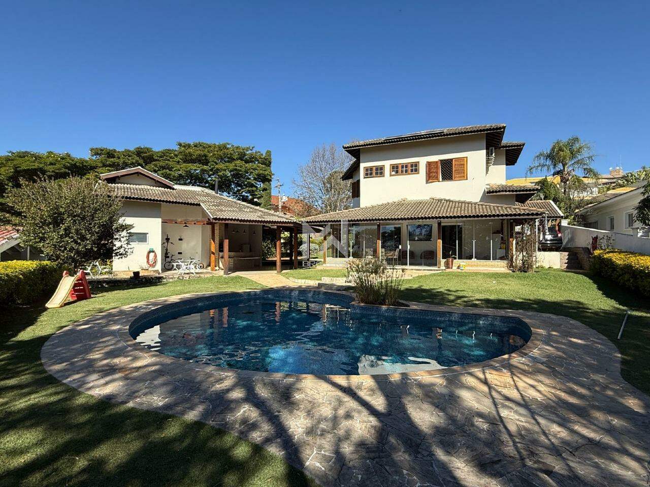 Casa em Condomínio à venda no Condomínio Vista Alegre: fundos