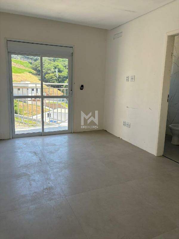 Casa em Condomínio à venda no Pinheirinho: dormitório