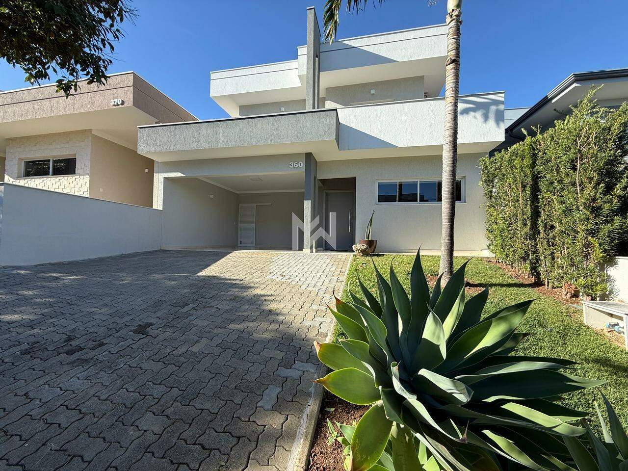 Casa em Condomínio à venda no Bosque: fachada