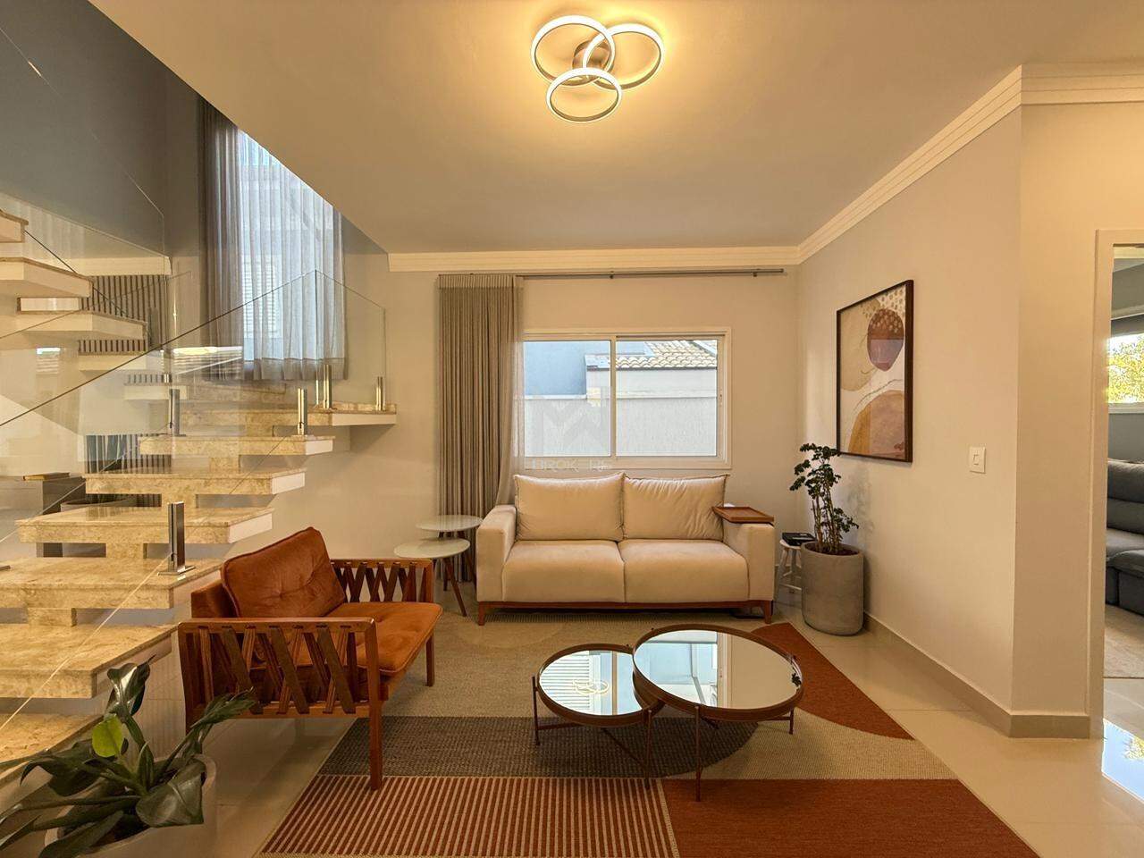 Casa em Condomínio à venda no Bosque: sala de estar