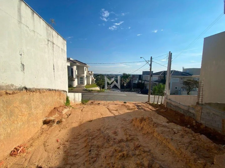 Terreno à venda no Bosque: terreno