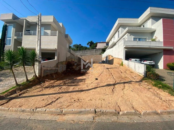 Terreno à venda no Bosque: terreno