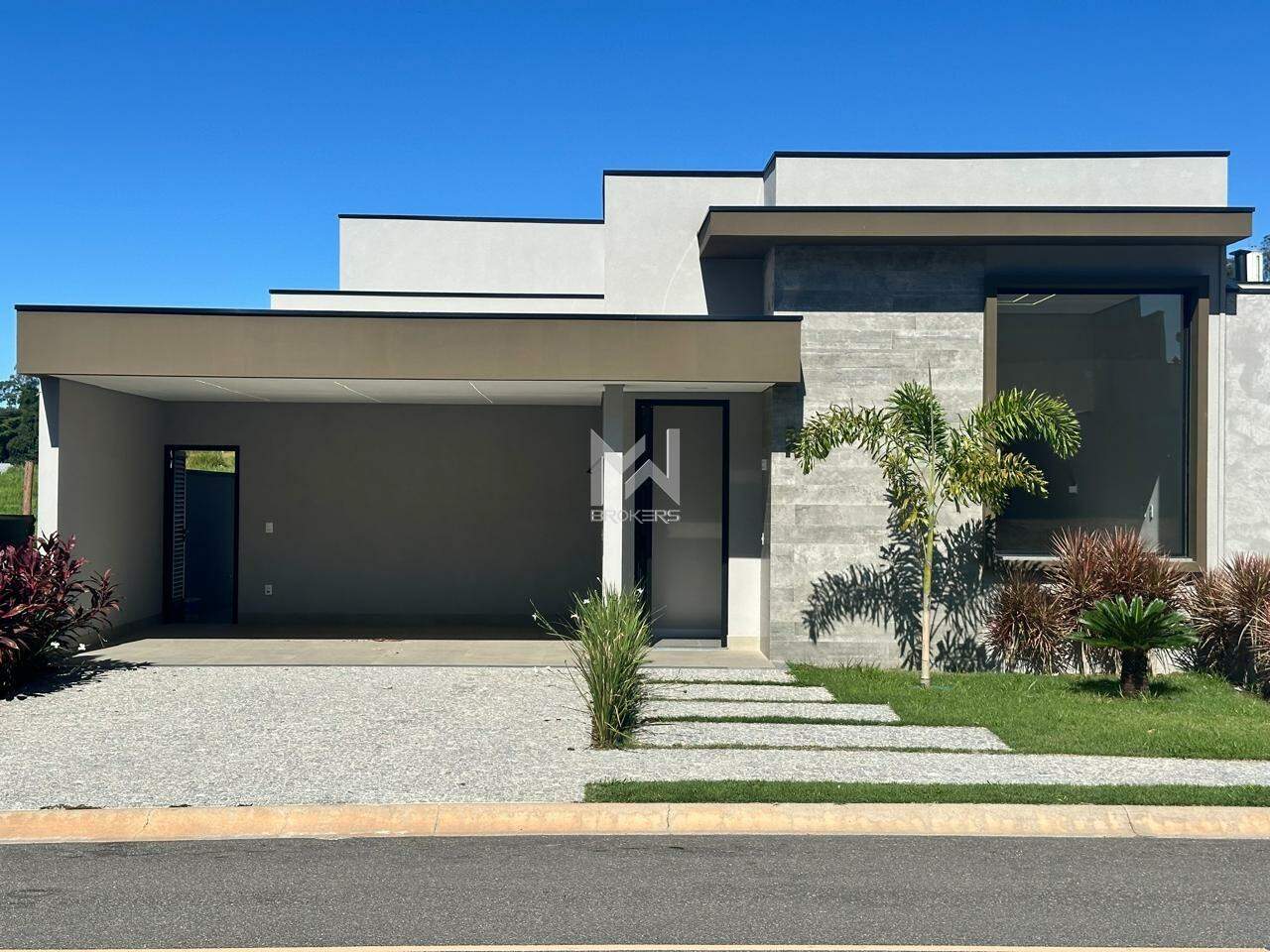 Casa em Condomínio à venda no Residencial Mont Alcino: Frente