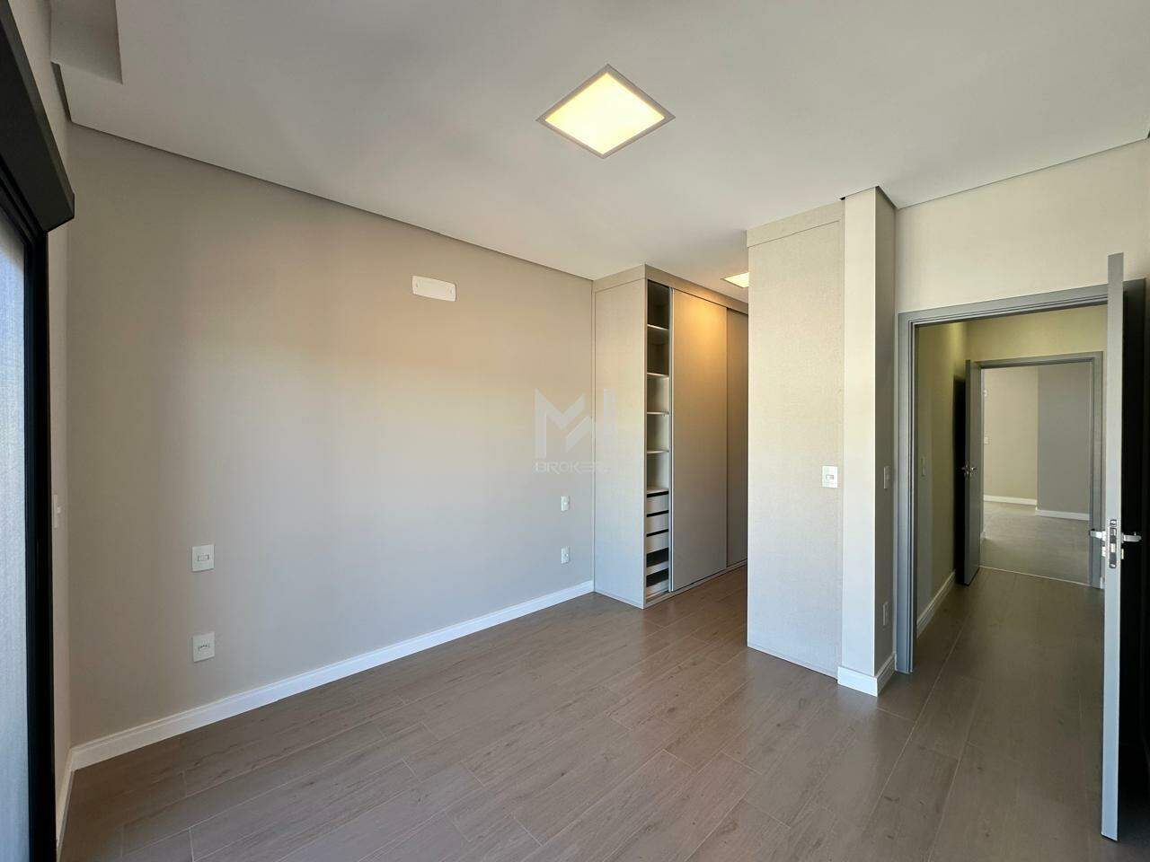 Casa em Condomínio à venda no Residencial Mont Alcino: 