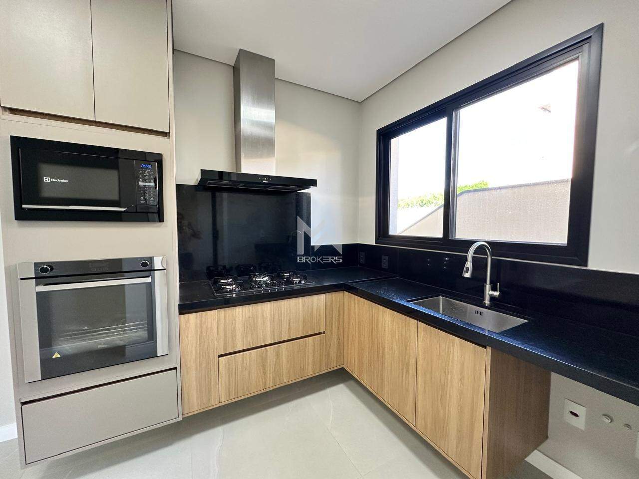 Casa em Condomínio à venda no Residencial Mont Alcino: 