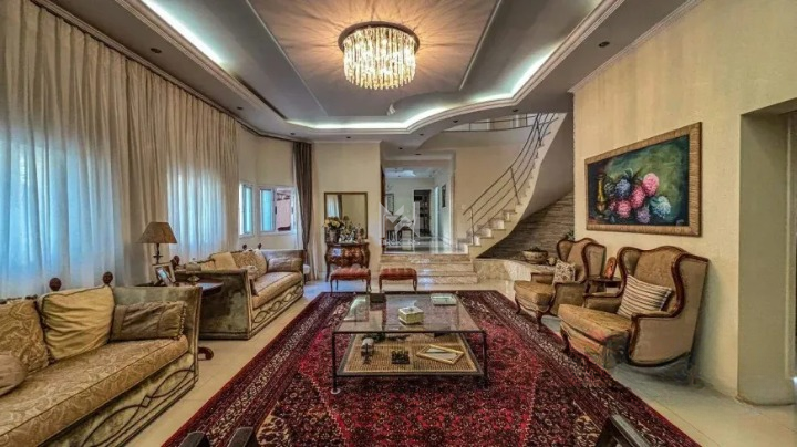 Casa em Condomínio à venda no Condomínio Vista Alegre: salas