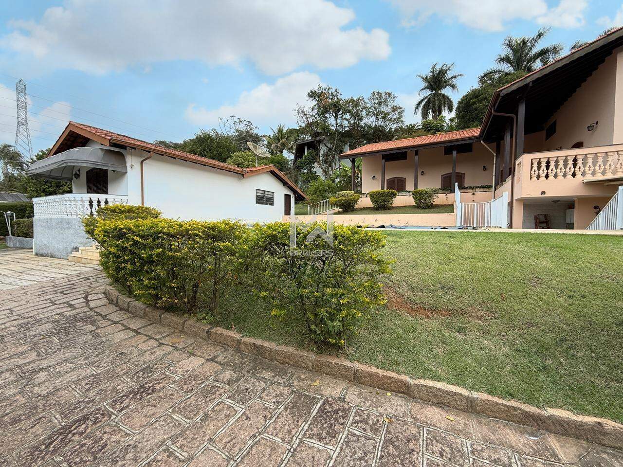 Casa em Condomínio à venda no Condomínio Vista Alegre: fachada