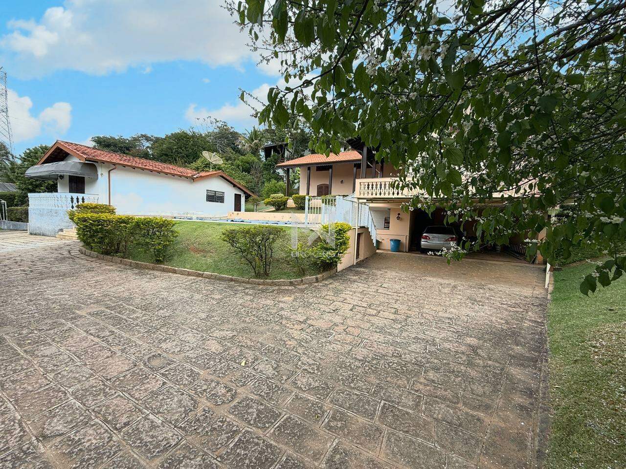 Casa em Condomínio à venda no Condomínio Vista Alegre: fachada