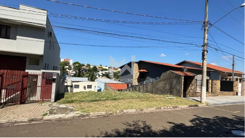 Terreno à venda no Centro: terreno