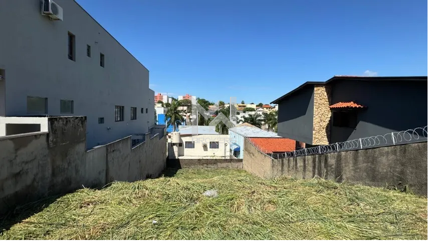 Terreno à venda no Centro: terreno