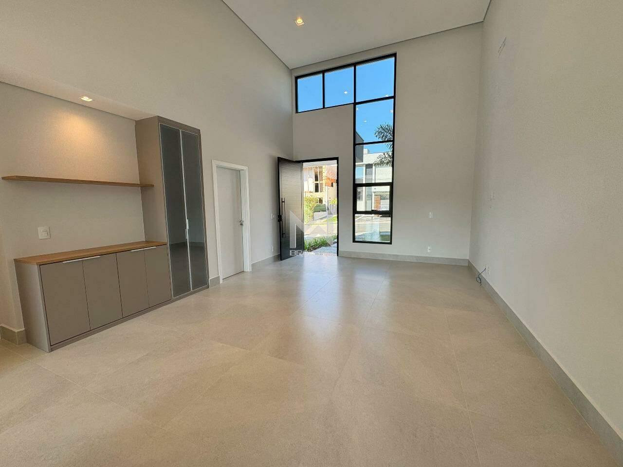 Casa em Condomínio à venda no Residencial Mont Alcino: Hall de entrada