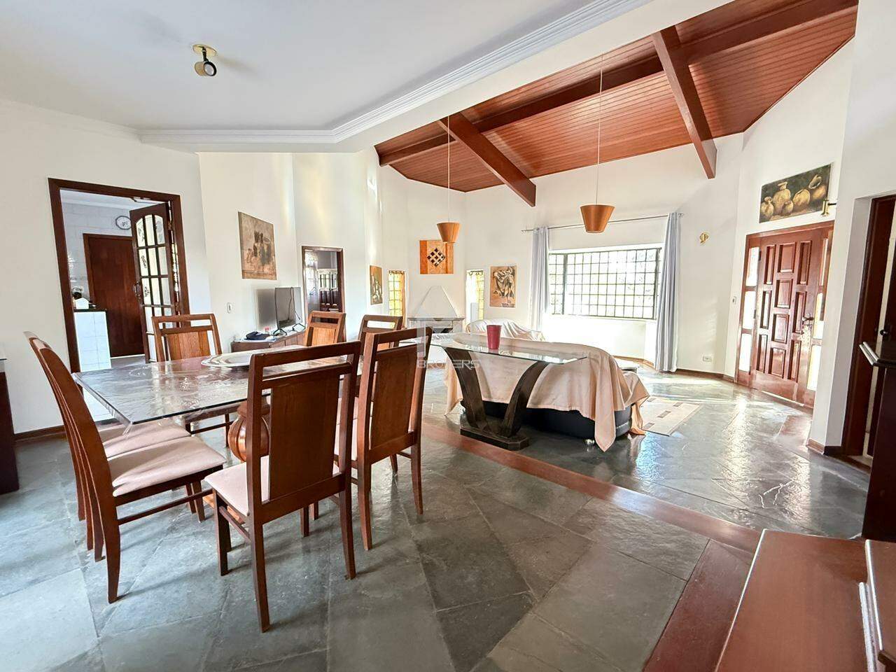 Casa em Condomínio para aluguel no Condomínio Marambaia: salas