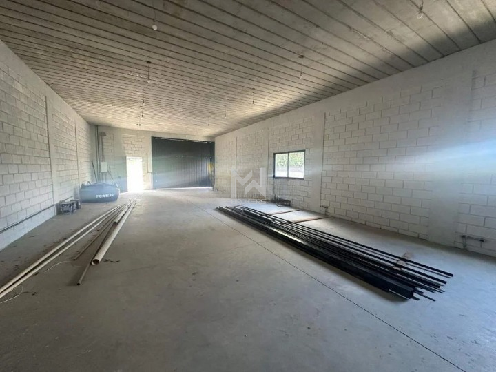 Galpão para aluguel no Marambaia: salão inferior