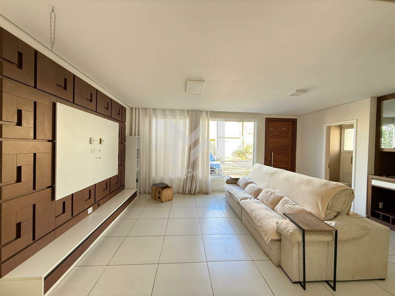 Casa em Condomínio à venda no Observatório: salas