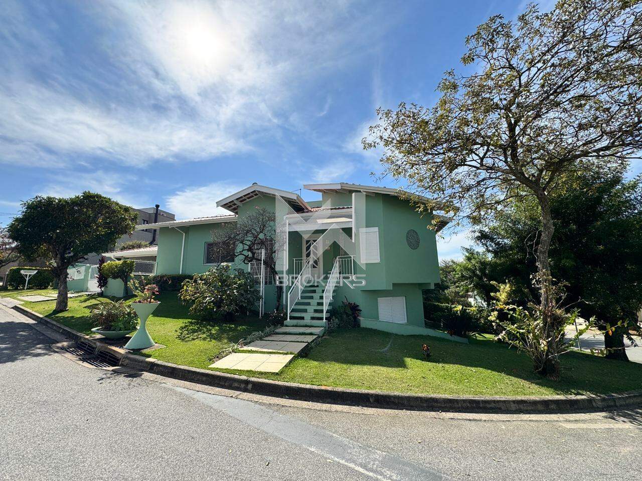 Casa em Condomínio para aluguel no Condomínio Jardim América: fachada