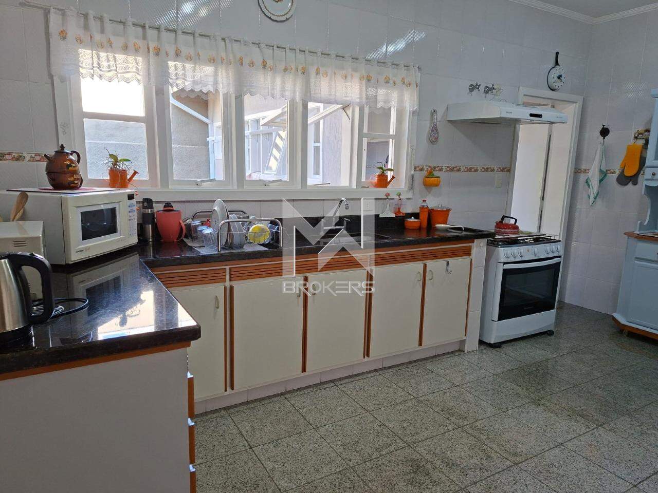 Casa à venda no Jardim Panorama: Cozinha