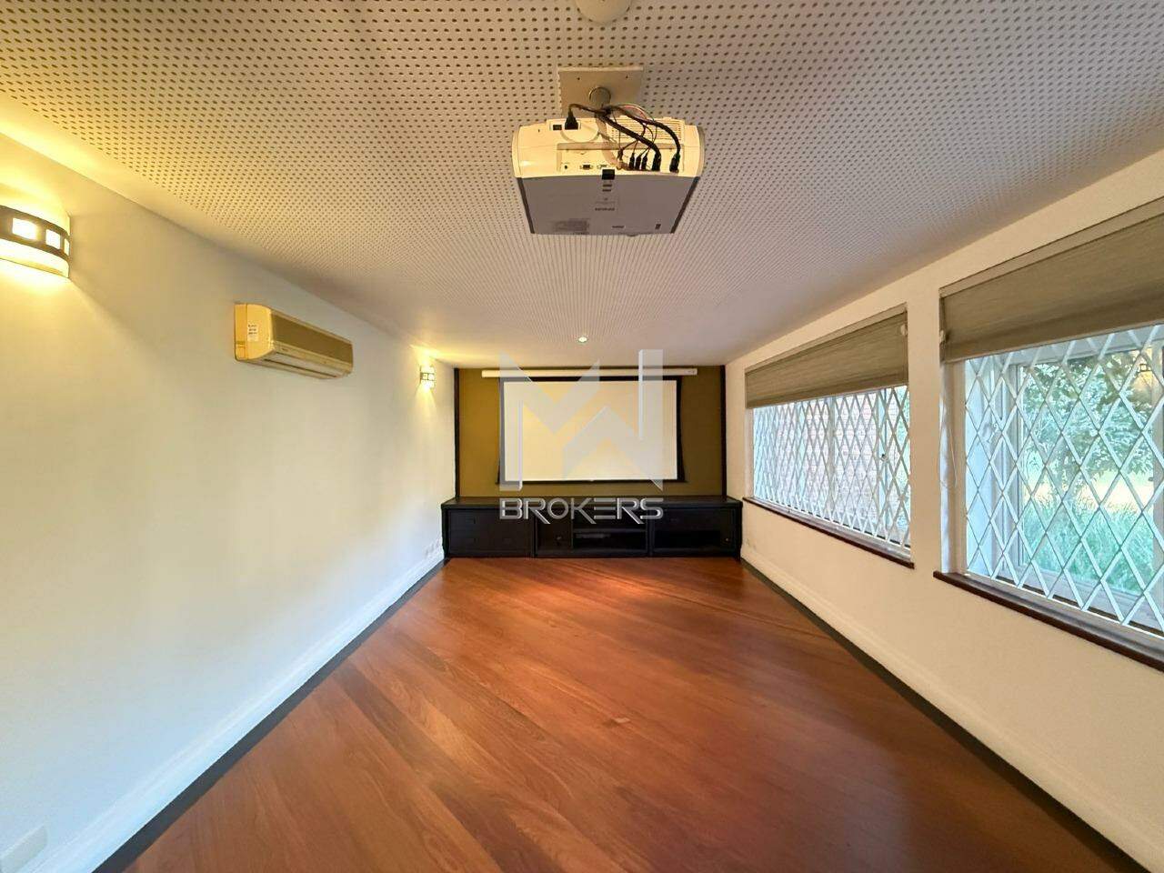 Casa em Condomínio à venda no Caixa D´água: home